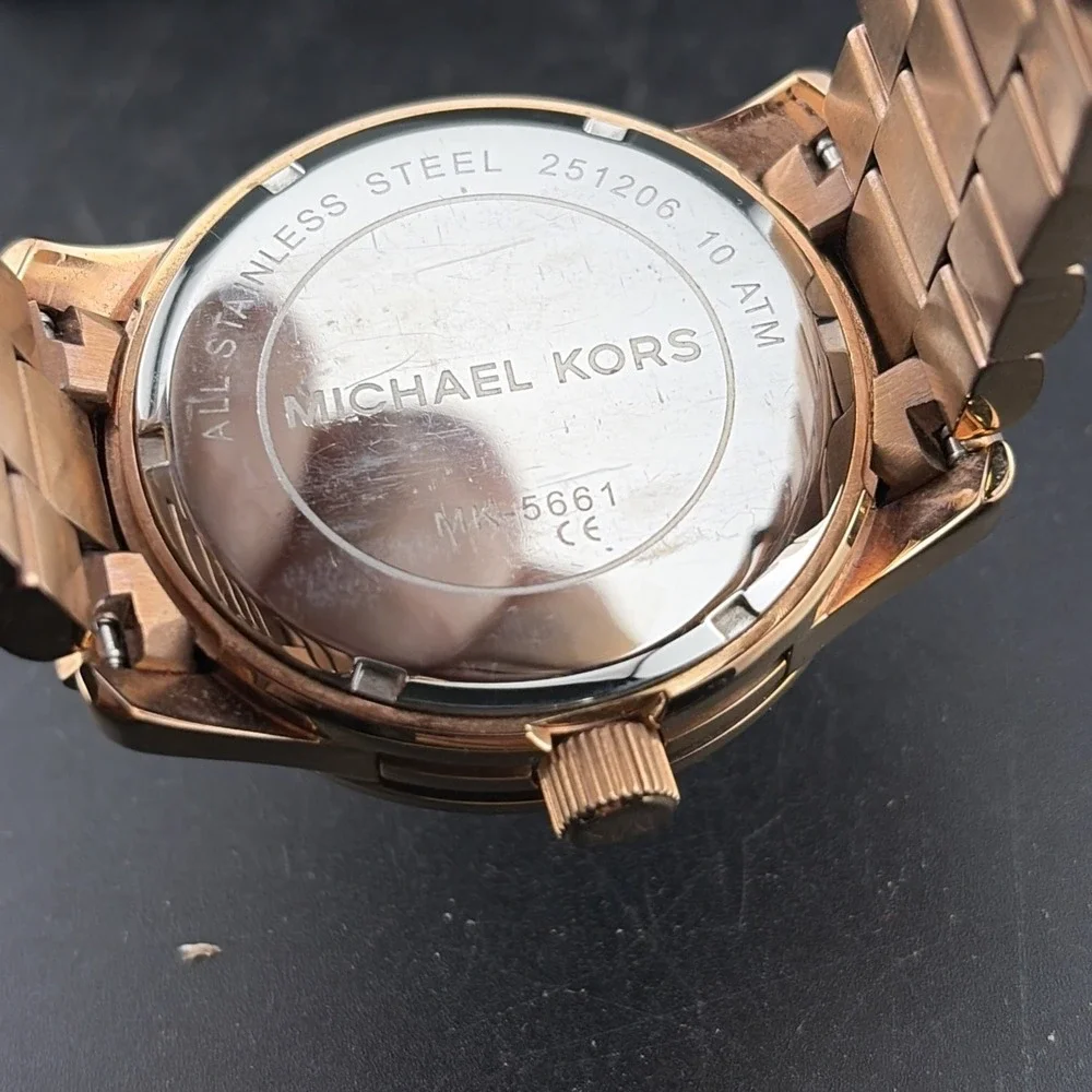 Authentic Michael Kors Women's Runway Rose Gold-Tone Watch‎ MK5661